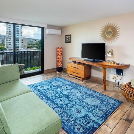 הונולולו Gorgeous One Bedroom Bamboo Blocks From The Beach מראה חיצוני תמונה