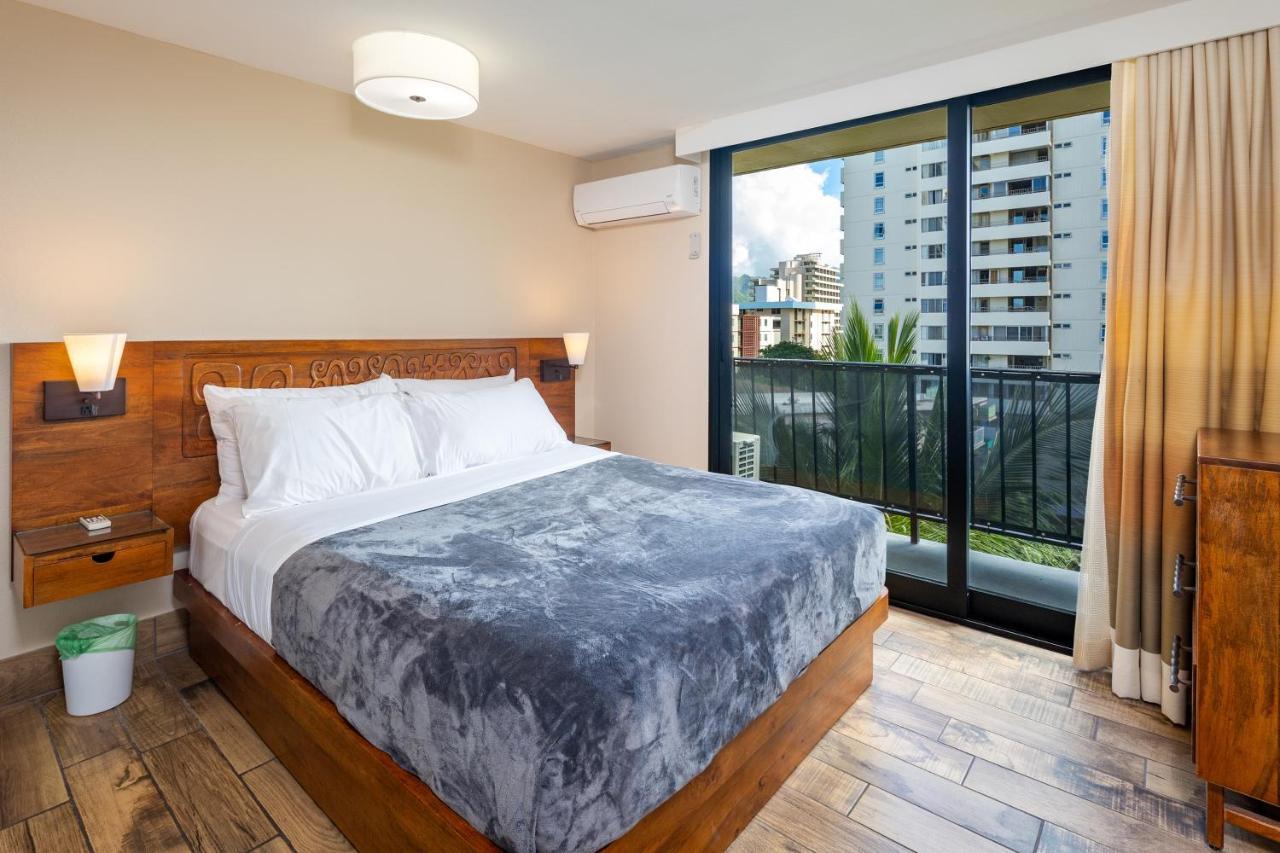 הונולולו Gorgeous One Bedroom Bamboo Blocks From The Beach מראה חיצוני תמונה