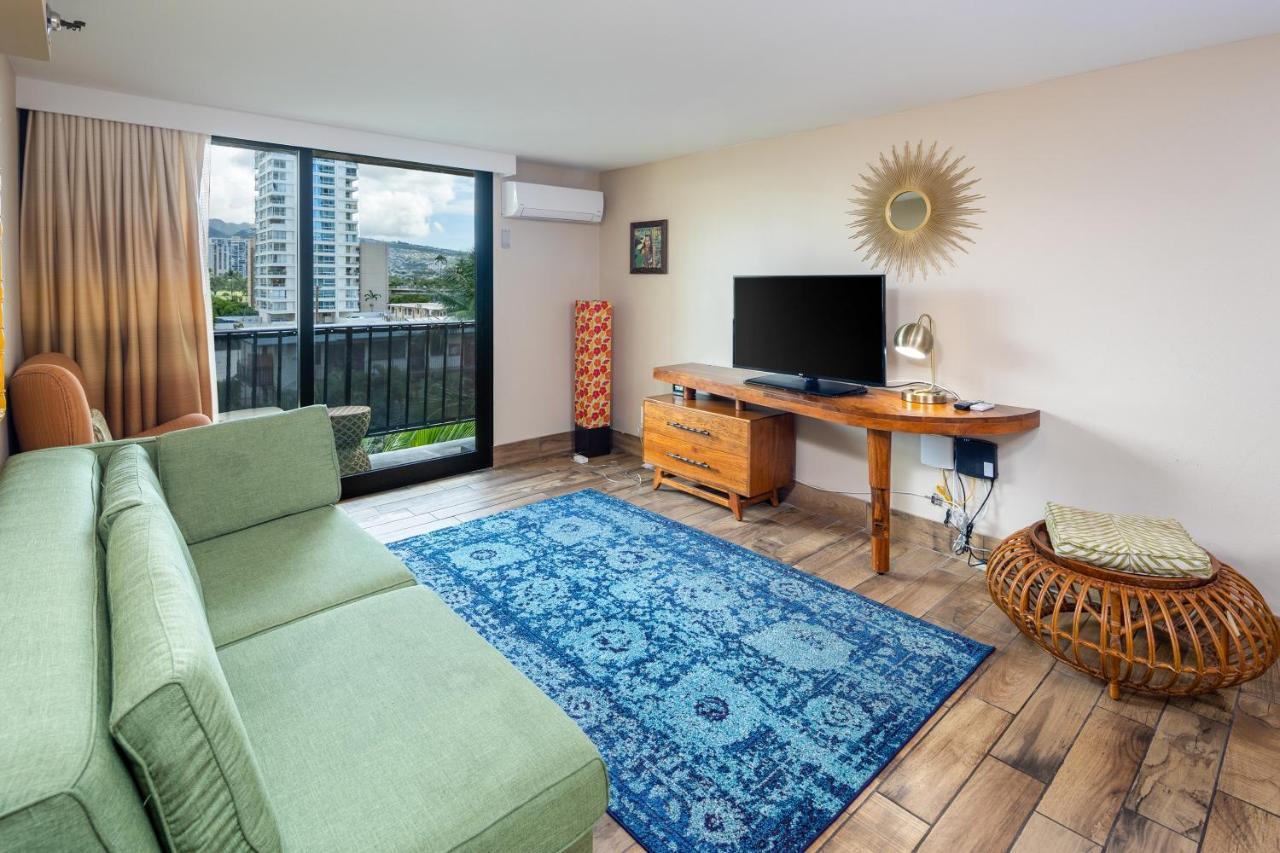 הונולולו Gorgeous One Bedroom Bamboo Blocks From The Beach מראה חיצוני תמונה