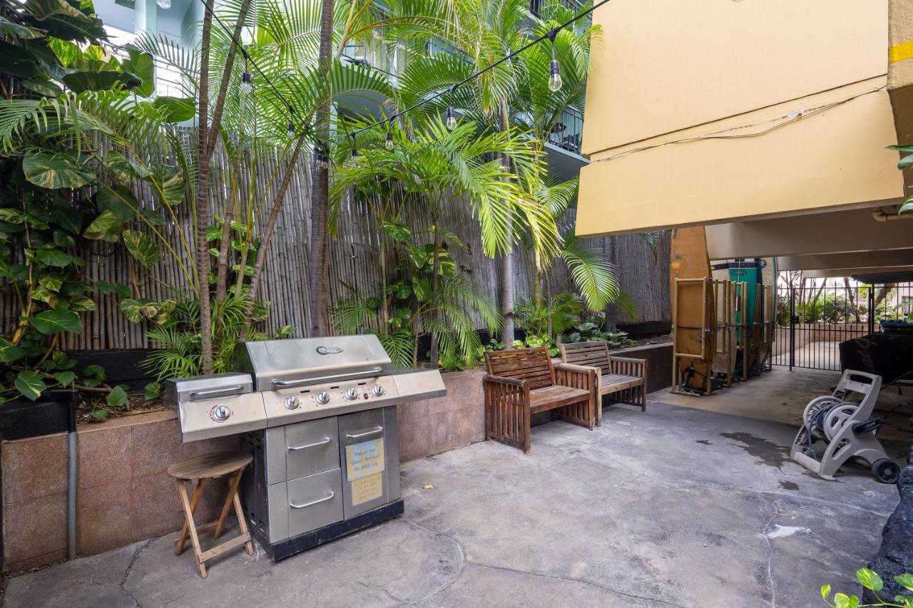 הונולולו Gorgeous One Bedroom Bamboo Blocks From The Beach מראה חיצוני תמונה